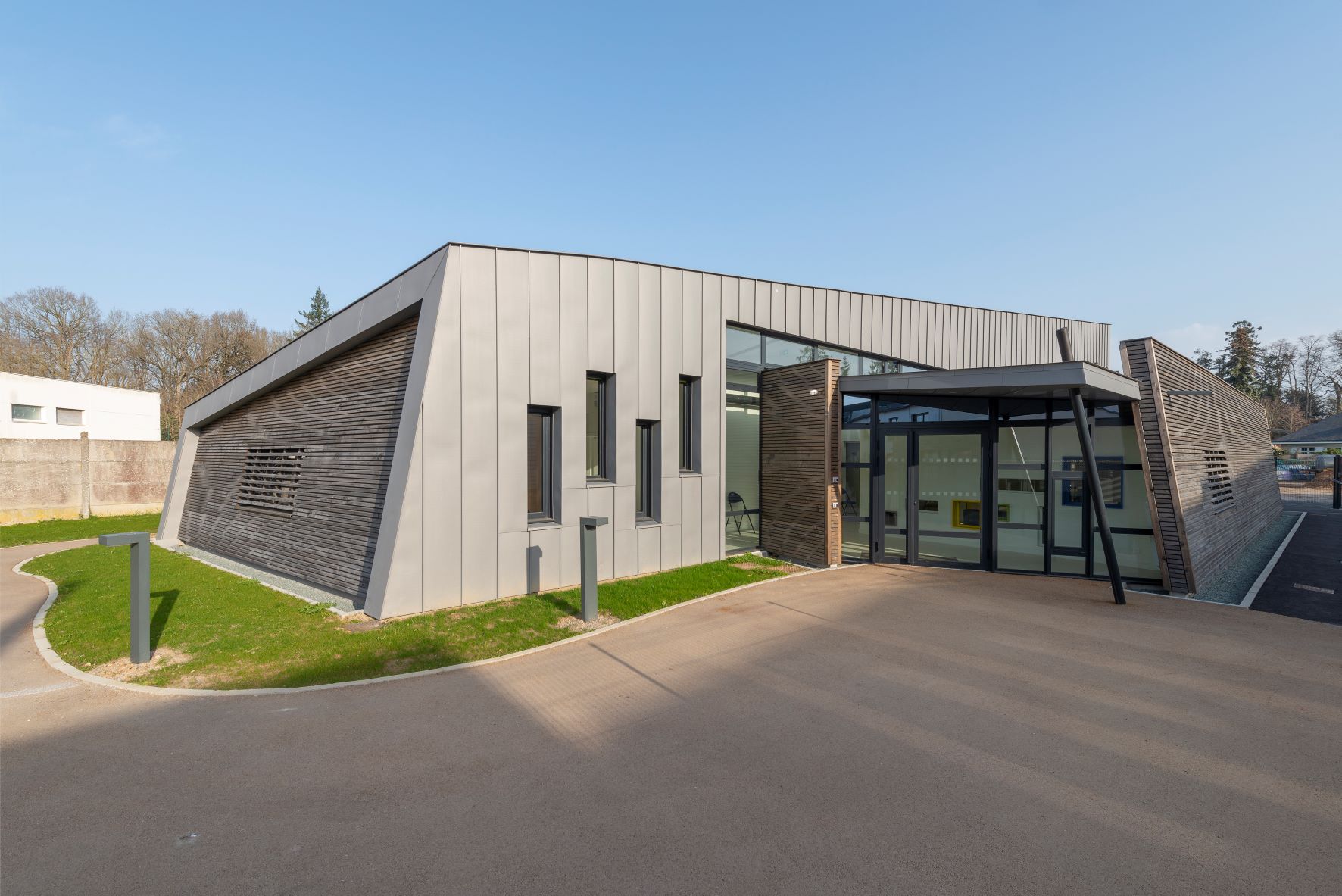 Construction d'une école de musique et d'un réseau de chaleur sur chaufferie bois